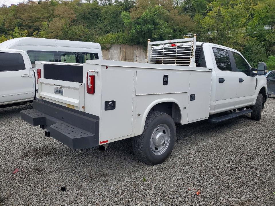 69418066 :رقم المزاد ، 1FT7W2B69NEF56134 vin ، 2022 Ford F250 مزاد بيع