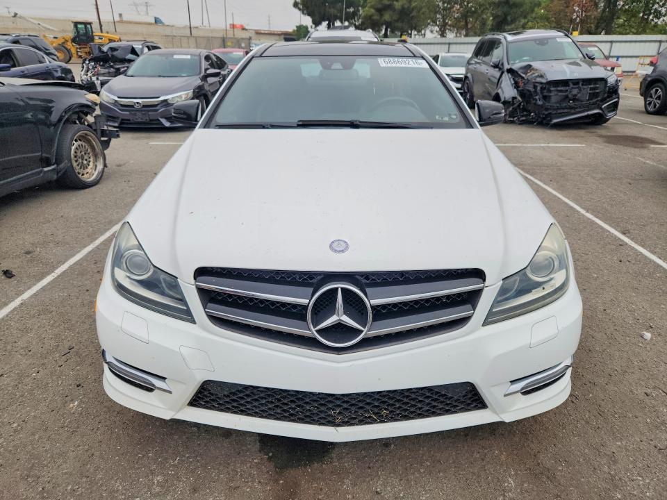 Продаж на аукціоні авто 2013 Mercedes-benz C, vin: WDDGJ4HB4DG080561, номер лоту: 68869216