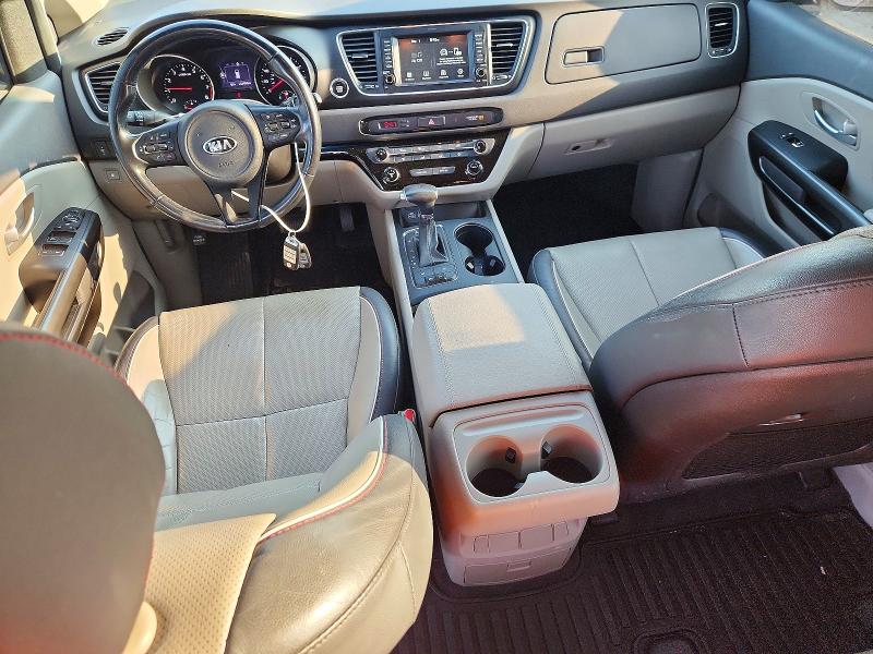 67234196 :رقم المزاد ، KNDMB5C14H6284397 vin ، 2017 Kia Sedona مزاد بيع