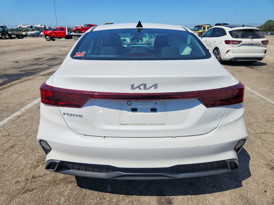 66741236 :رقم المزاد ، 3KPF24AD1NE465849 vin ، 2022 Kia Forte مزاد بيع