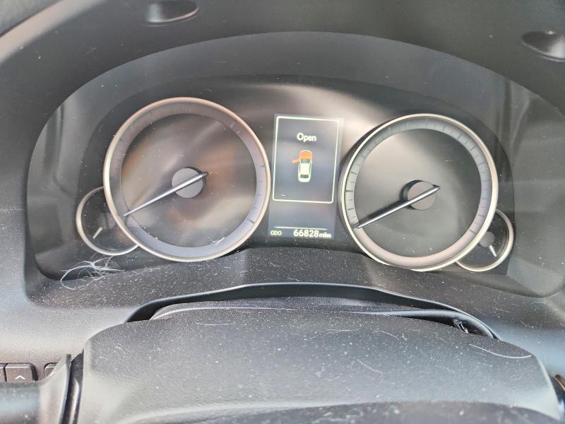67715466 :رقم المزاد ، 58ABK1GG8HU044705 vin ، 2017 Lexus Es مزاد بيع