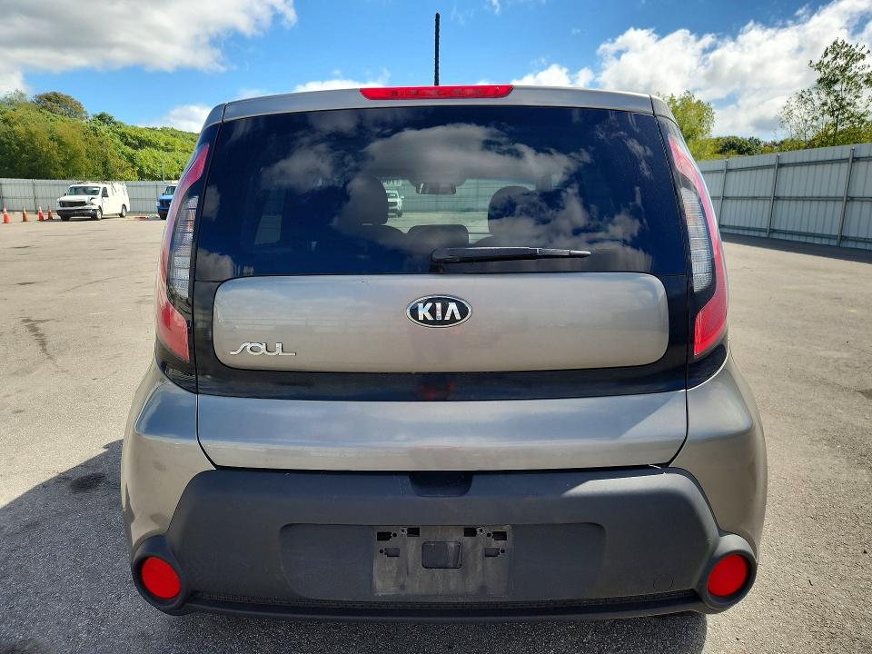 70464346 :رقم المزاد ، KNDJP3A54F7212427 vin ، 2015 Kia Soul مزاد بيع