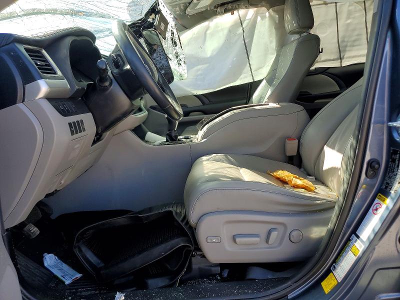 Продажа на аукционе авто 2019 Toyota Highlander, vin: 5TDJZRFHXKS704198, номер лота: 70179466