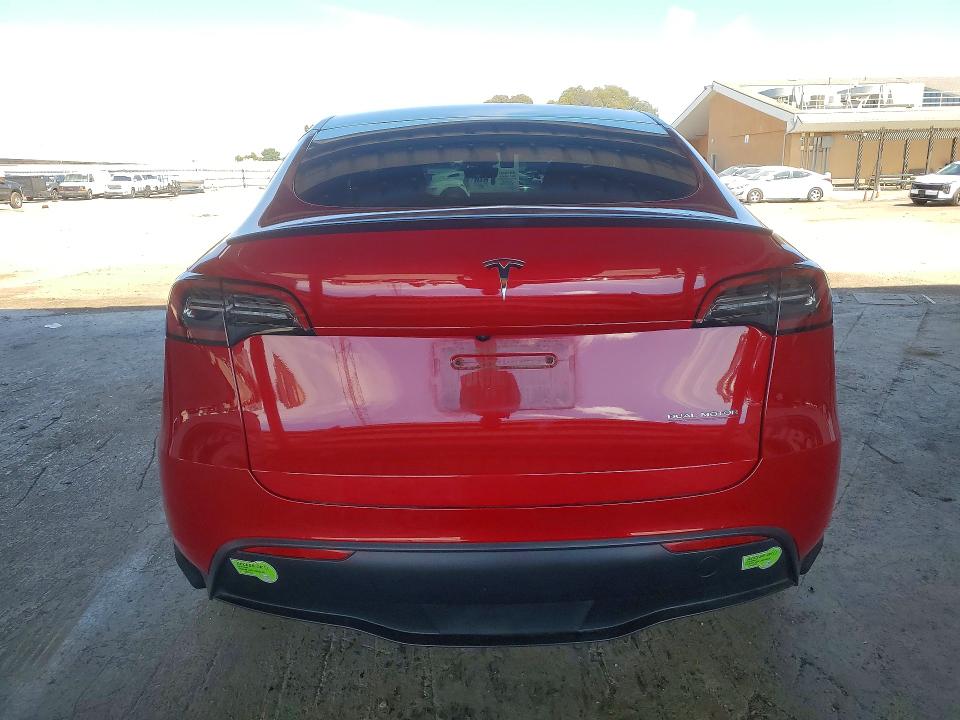 68307186 :رقم المزاد ، 7SAYGDEF3PF861643 vin ، 2023 Tesla Model Y مزاد بيع