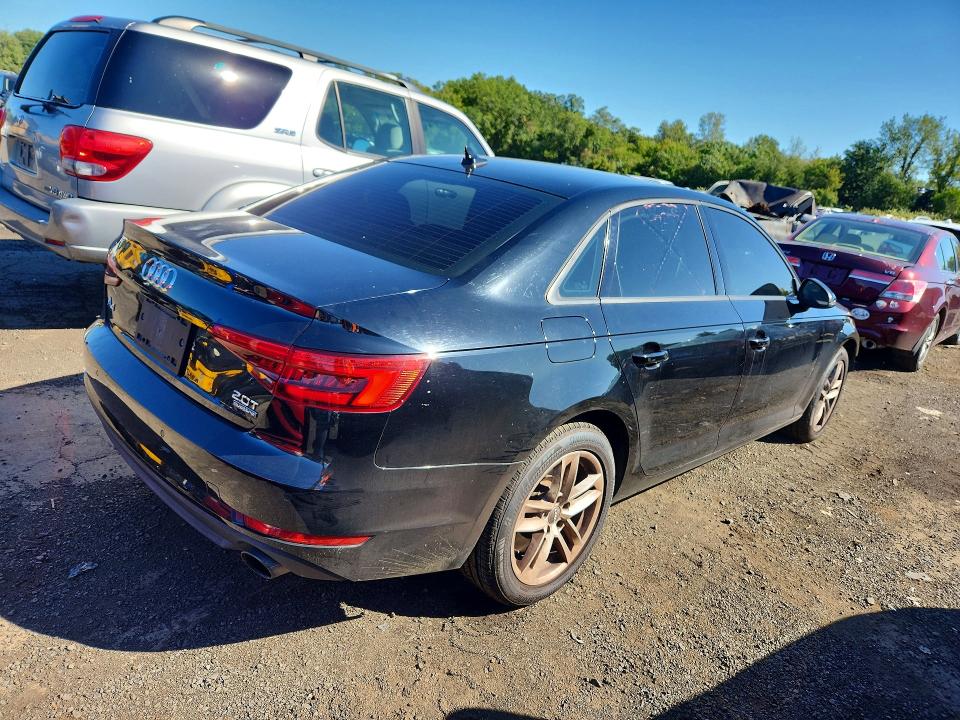 67722926 :رقم المزاد ، WAUANAF42HN008537 vin ، 2017 Audi A4 مزاد بيع