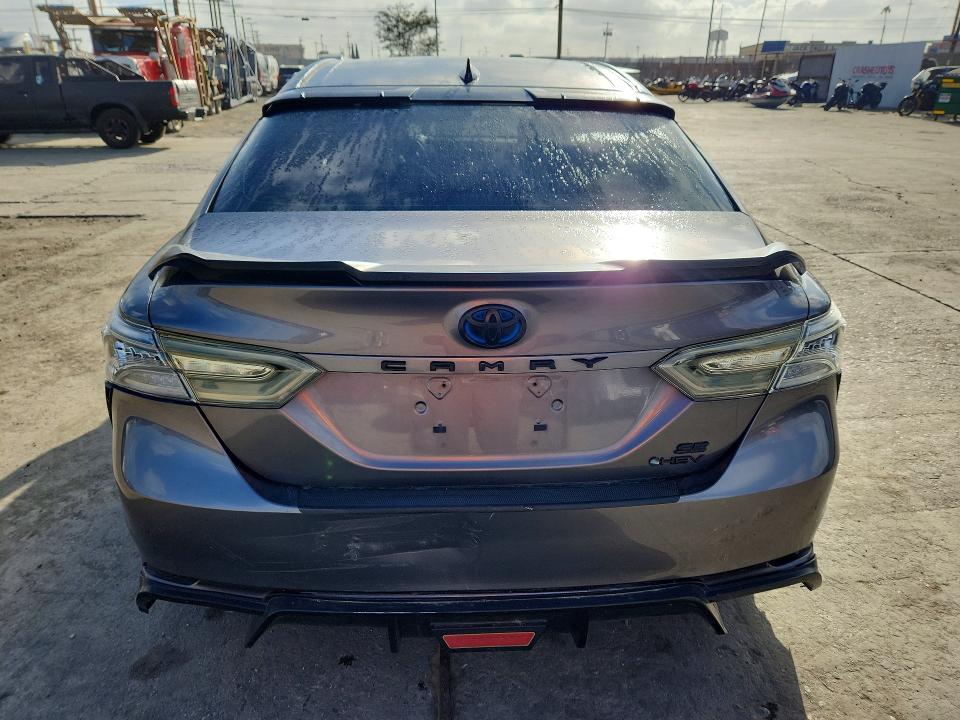 2019 Toyota Camry Hybrid მანქანა იყიდება აუქციონზე, vin: 4T1B21HK0KU517448, აუქციონის ნომერი: 70824156