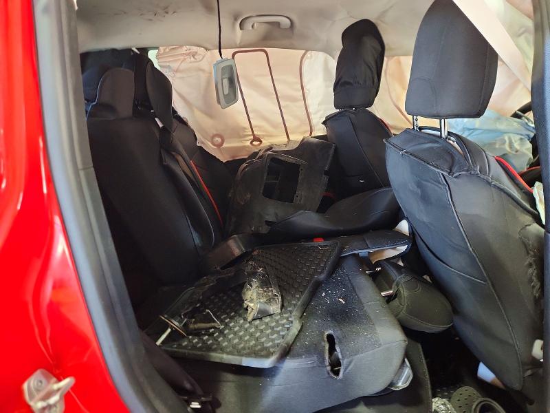 67658536 :رقم المزاد ، ZACCJBCT4GPC51393 vin ، 2016 Jeep Renegade مزاد بيع