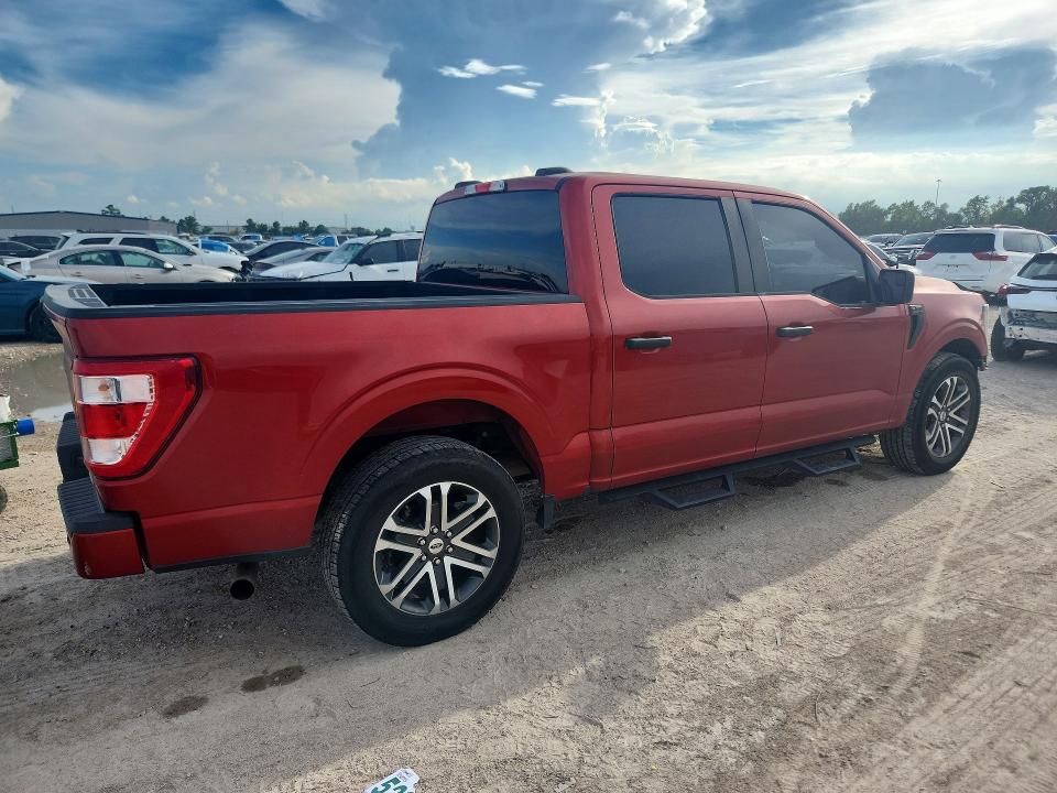 68399636 :رقم المزاد ، 1FTEW1CP0PKF12018 vin ، 2023 Ford F150 مزاد بيع