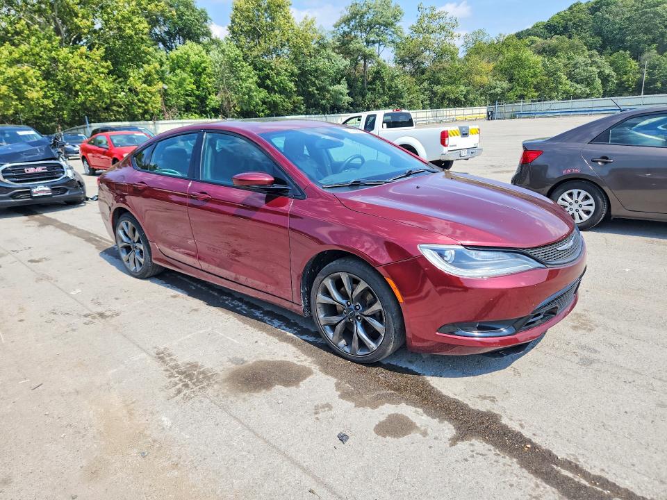 67423686 :رقم المزاد ، 1C3CCCBG4FN527345 vin ، 2015 Chrysler 200 مزاد بيع