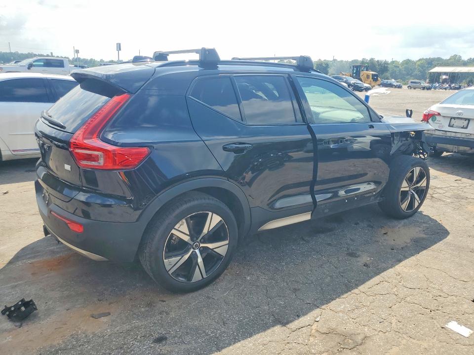 Продаж на аукціоні авто 2021 Volvo Xc40, vin: YV4ED3UR4M2541631, номер лоту: 69034366