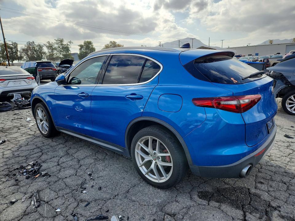 68845266 :رقم المزاد ، ZASPAJAN0K7C58032 vin ، 2019 Alfa Romeo Stelvio مزاد بيع