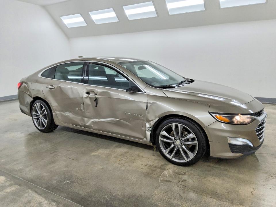 68888466 :رقم المزاد ، 1G1ZD5ST0NF116425 vin ، 2022 Chevrolet Malibu مزاد بيع