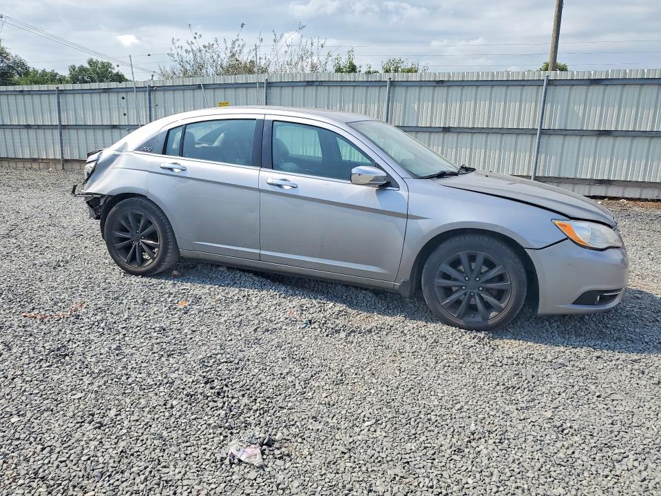 Aukcja sprzedaży 2014 Chrysler 200, vin: 1C3CCBCG4EN152855, numer aukcji: 69590256