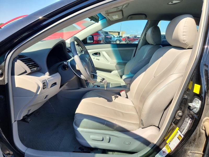 69490406 :رقم المزاد ، 4T4BF3EKXBR180958 vin ، 2011 Toyota Camry مزاد بيع
