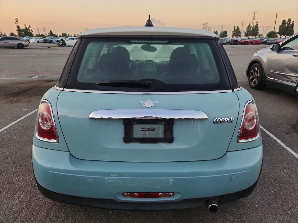 2012 Mini Cooper მანქანა იყიდება აუქციონზე, vin: WMWSU3C5XCT255793, აუქციონის ნომერი: 68713836