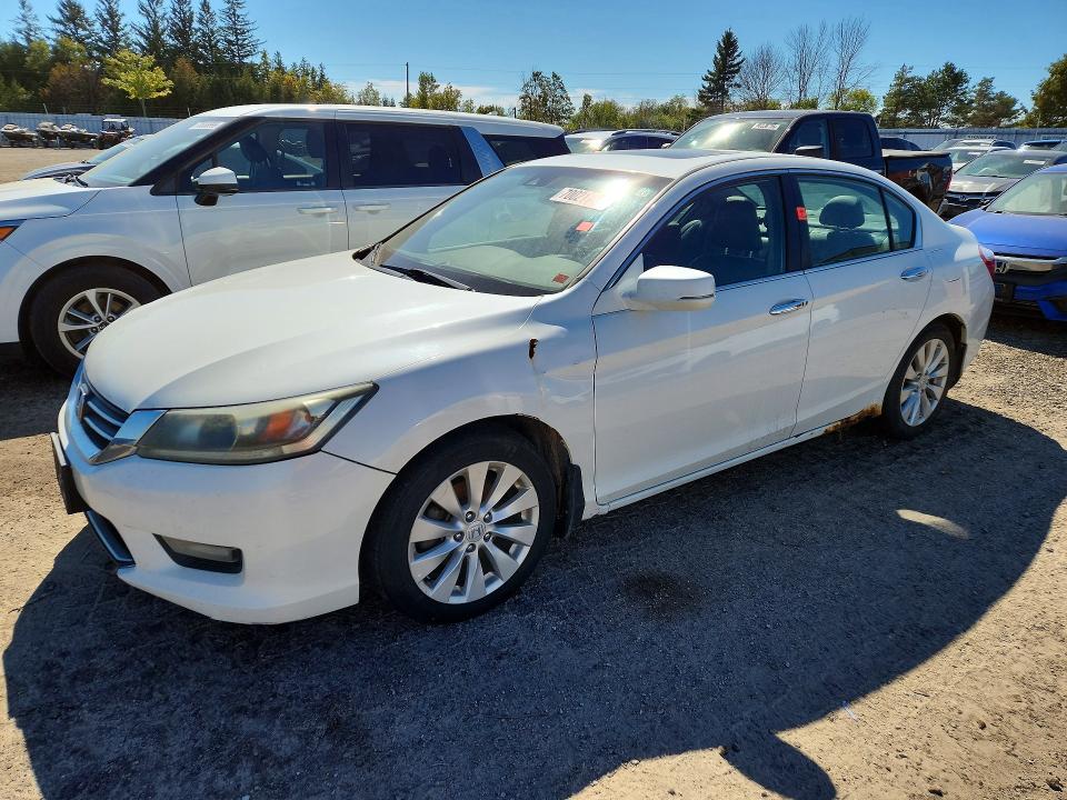 70021146 :رقم المزاد ، 1HGCR2F82EA807733 vin ، 2014 Honda Accord مزاد بيع