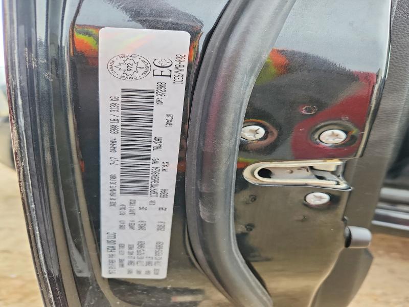 68415876 :رقم المزاد ، 1C6RR7MT3HS849024 vin ، 2017 Ram 1500 مزاد بيع