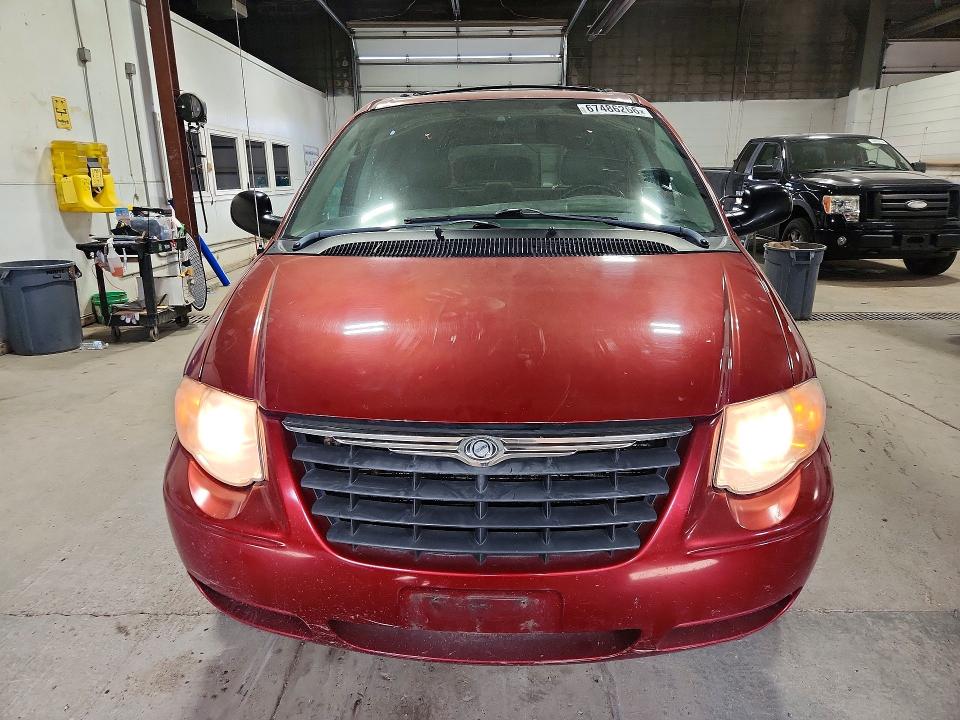 67486266 :رقم المزاد ، 2A4GP54L37R315882 vin ، 2007 Chrysler Town & Country مزاد بيع