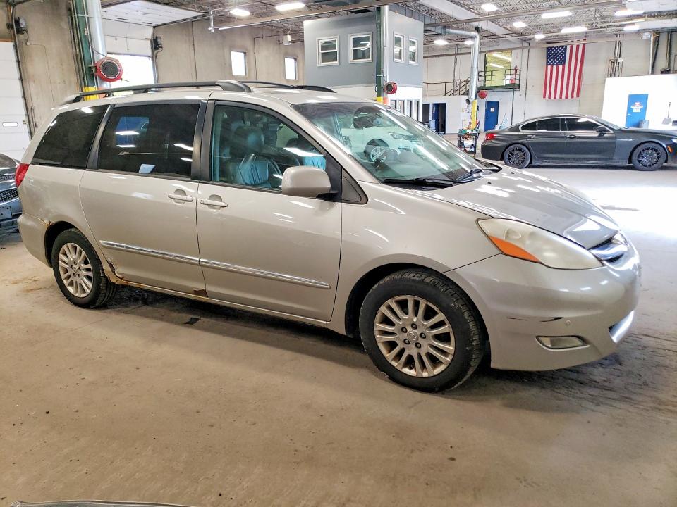 Продажа на аукционе авто 2009 Toyota Sienna, vin: 5TDZK22C59S272574, номер лота: 69410056
