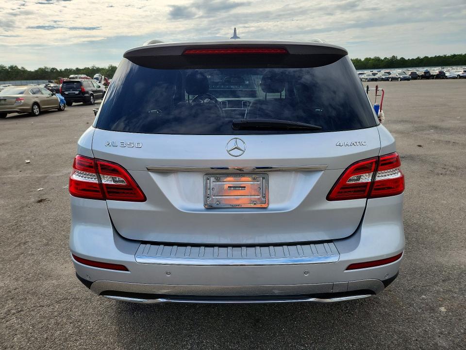 69283696 :رقم المزاد ، 4JGDA5HBXFA520576 vin ، 2015 Mercedes-benz Ml مزاد بيع