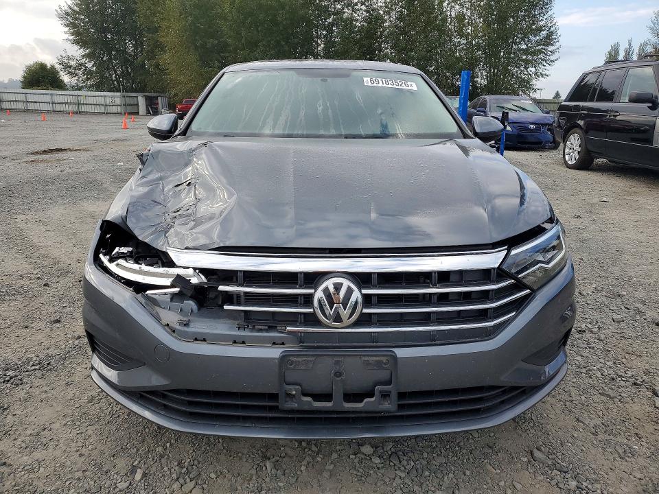 69183526 :رقم المزاد ، 3VWCB7BU8KM146062 vin ، 2019 Volkswagen Jetta مزاد بيع
