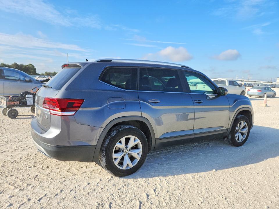 Продаж на аукціоні авто 2018 Volkswagen Atlas, vin: 1V2HR2CA0JC512607, номер лоту: 68507256