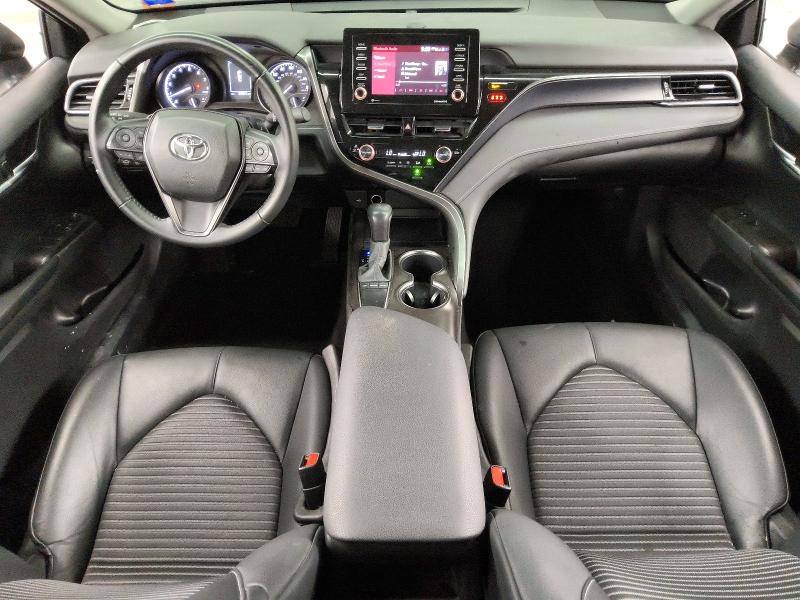 68045666 :رقم المزاد ، 4T1G11AK9NU039649 vin ، 2022 Toyota Camry مزاد بيع