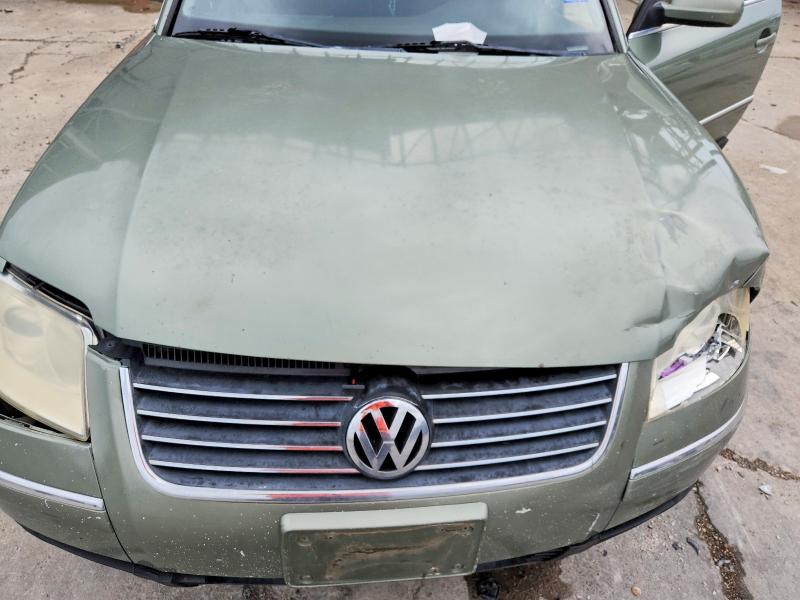 2001 Volkswagen Passat მანქანა იყიდება აუქციონზე, vin: WVWPD63B01P102412, აუქციონის ნომერი: 69624896