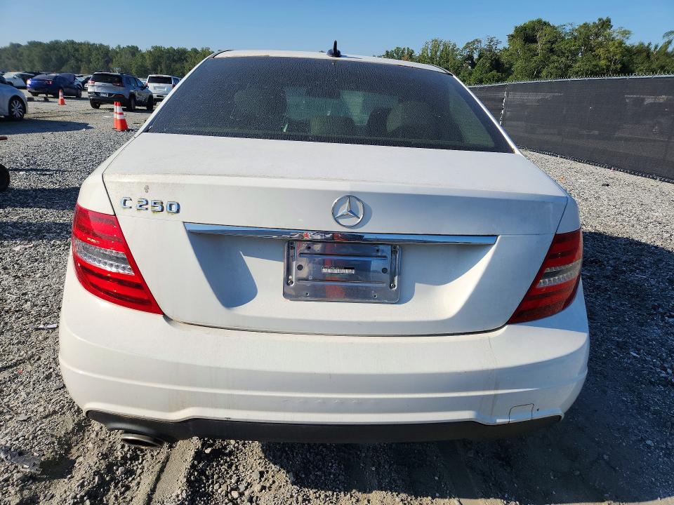 Продажа на аукционе авто 2014 Mercedes-benz C, vin: WDDGF4HB4EA965994, номер лота: 68642666