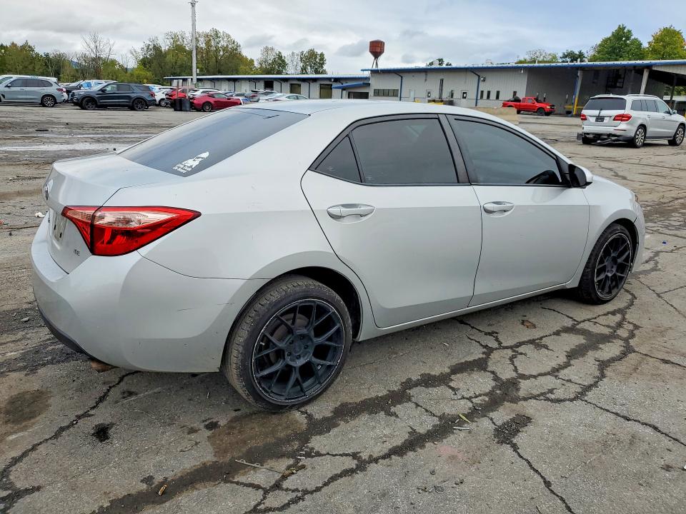 Продаж на аукціоні авто 2019 Toyota Corolla, vin: 2T1BURHE8KC160444, номер лоту: 70272856