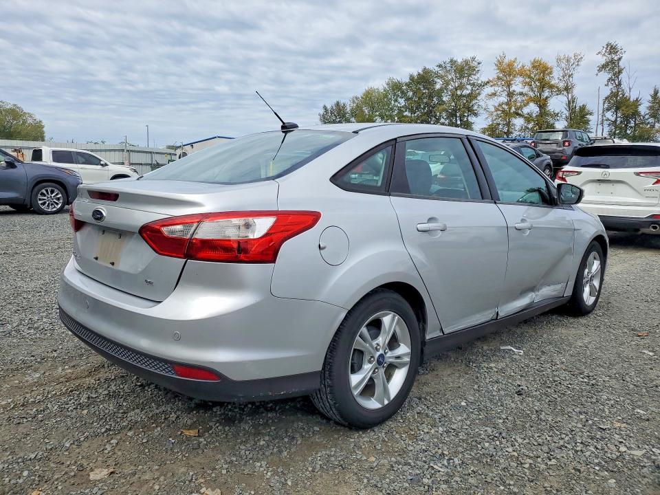 2014 Ford Focus მანქანა იყიდება აუქციონზე, vin: 1FADP3F29EL211216, აუქციონის ნომერი: 70956076