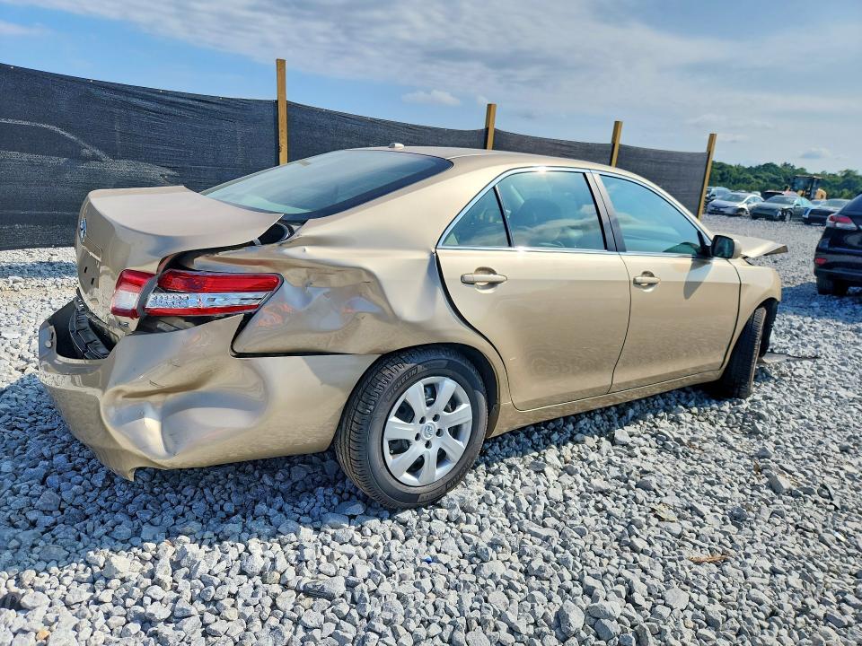 67831486 :رقم المزاد ، 4T1BF3EK3AU026729 vin ، 2010 Toyota Camry مزاد بيع