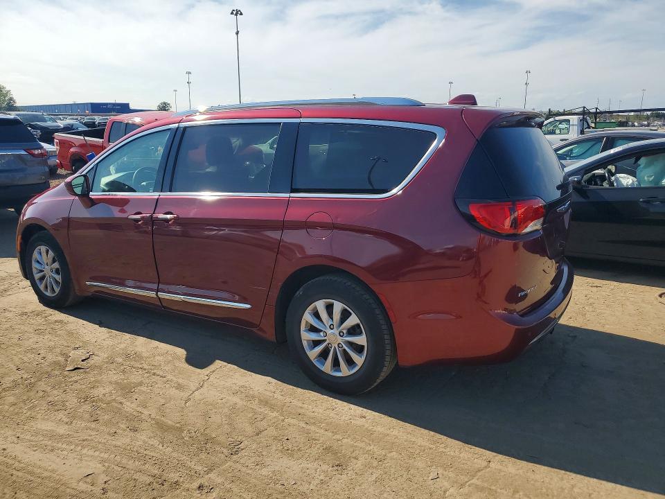 68340506 :رقم المزاد ، 2C4RC1BG1JR158076 vin ، 2018 Chrysler Pacifica مزاد بيع