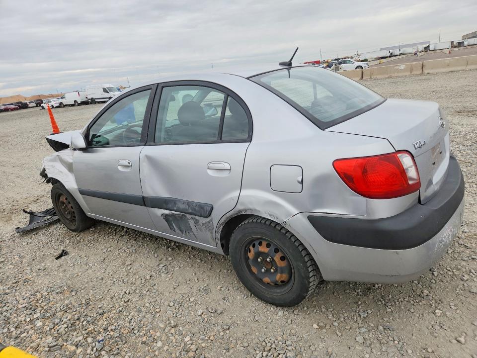 70153006 :رقم المزاد ، KNADE223796495570 vin ، 2009 Kia Rio مزاد بيع