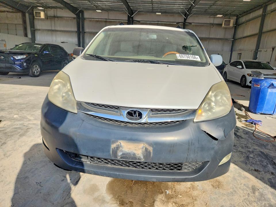 Aukcja sprzedaży 2008 Toyota Sienna, vin: 5TDBK22C48S018810, numer aukcji: 69750166