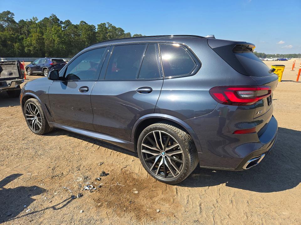 70495006 :رقم المزاد ، 5UXCR4C02N9K27441 vin ، 2022 Bmw X5 مزاد بيع
