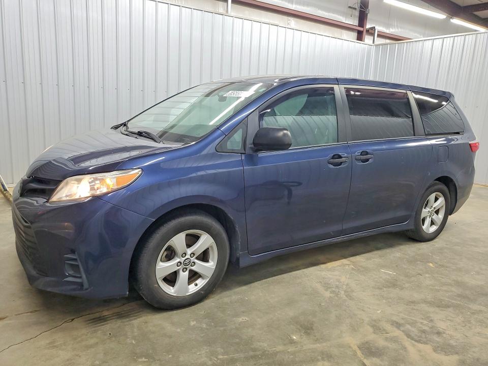 69585916 :رقم المزاد ، 5TDZZ3DC0KS998959 vin ، 2019 Toyota Sienna مزاد بيع