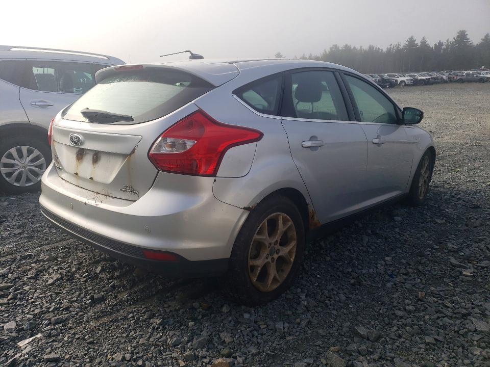 Продажа на аукционе авто 2012 Ford Focus, vin: 1FAHP3M22CL379720, номер лота: 69186106