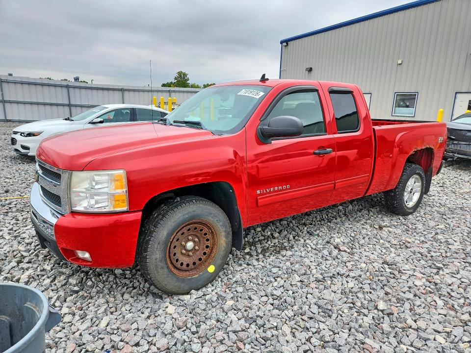 Продаж на аукціоні авто 2011 Chevrolet Silverado, vin: 1GCRKSE39BZ231106, номер лоту: 71019126