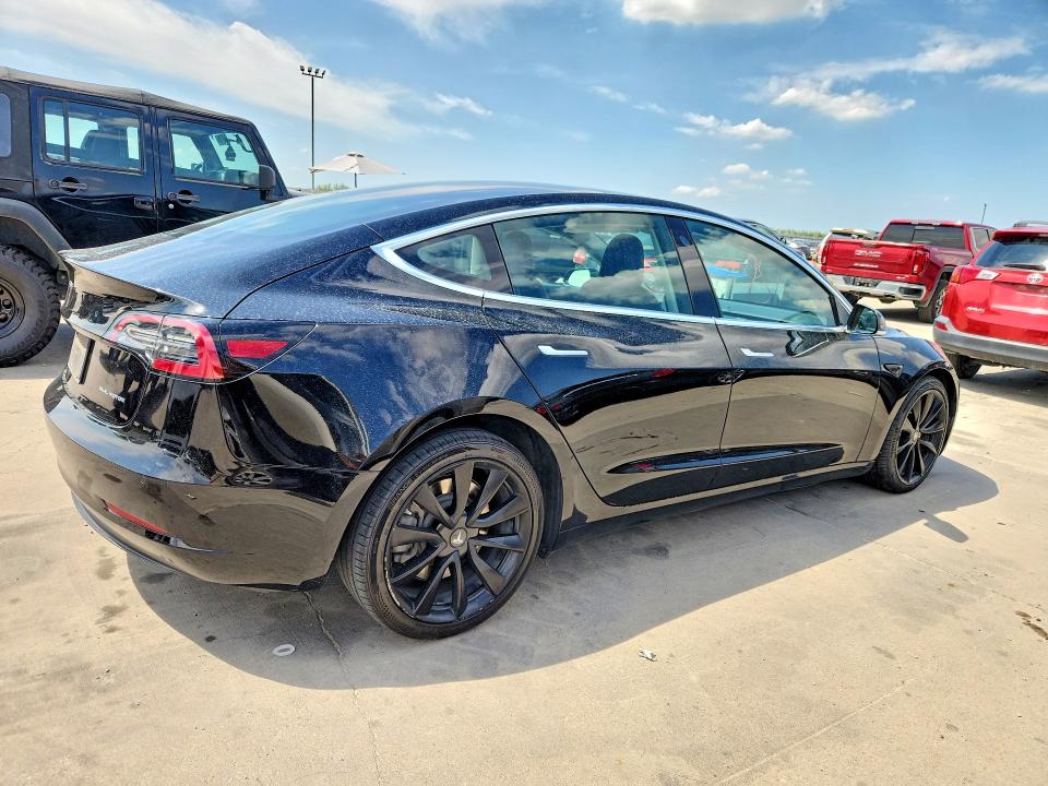 2019 Tesla Model 3 მანქანა იყიდება აუქციონზე, vin: 5YJ3E1EB4KF388966, აუქციონის ნომერი: 69656926