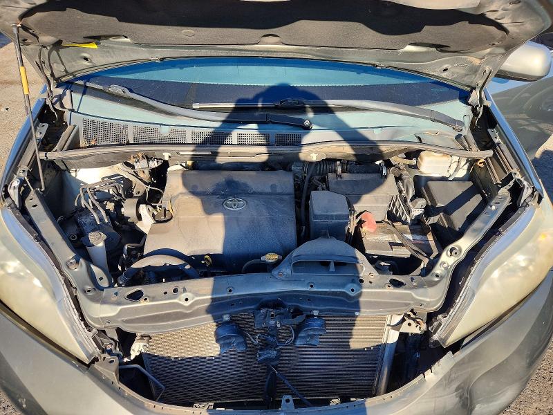 2012 Toyota Sienna მანქანა იყიდება აუქციონზე, vin: 5TDKK3DC3CS257454, აუქციონის ნომერი: 69259486