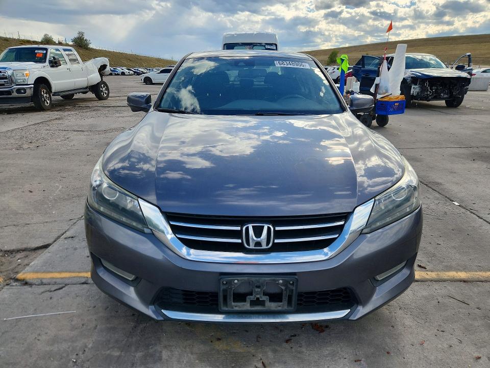 68348906 :رقم المزاد ، 1HGCR3F84DA042965 vin ، 2013 Honda Accord مزاد بيع
