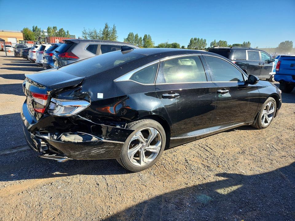 Продажа на аукционе авто 2018 Honda Accord, vin: 1HGCV1F52JA808290, номер лота: 66094466