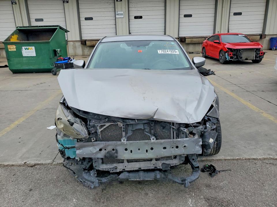 70241926 :رقم المزاد ، JM1BM1U77G1335528 vin ، 2016 Mazda 3 مزاد بيع