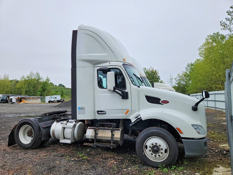Aukcja sprzedaży 2018 Peterbilt 579, vin: 1XPBA48X6JD477572, numer aukcji: 65238546