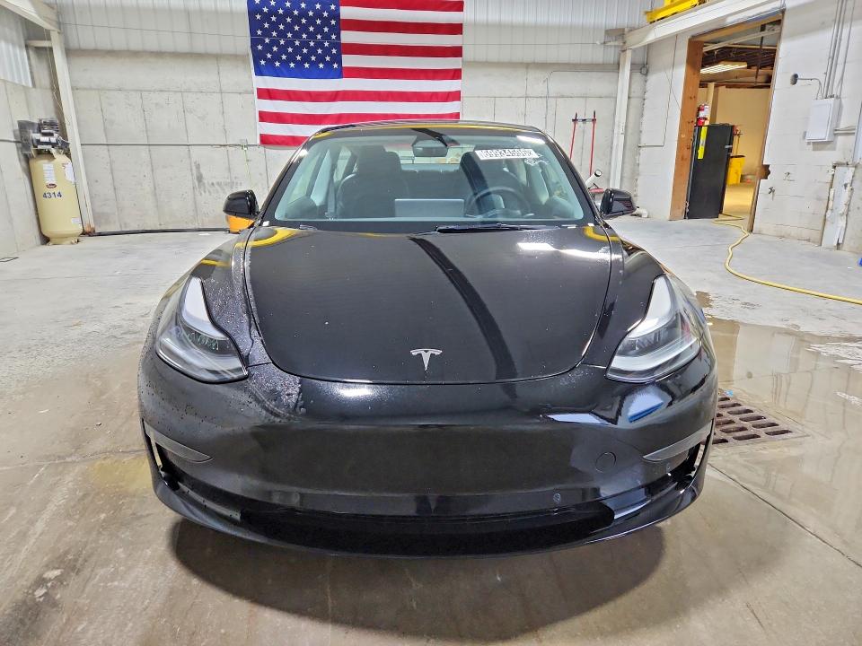 Продажа на аукционе авто 2022 Tesla Model 3, vin: 5YJ3E1EA0NF371206, номер лота: 69934596
