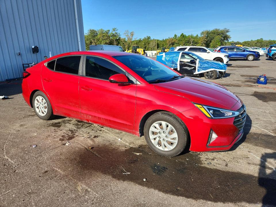 69417106 :رقم المزاد ، 5NPD74LF3LH595745 vin ، 2020 Hyundai Elantra مزاد بيع