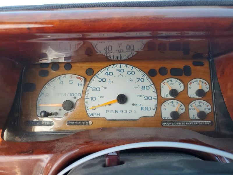 Продажа на аукционе авто 1997 Gmc Suburban, vin: 1GKGC26J6VJ738229, номер лота: 68447936