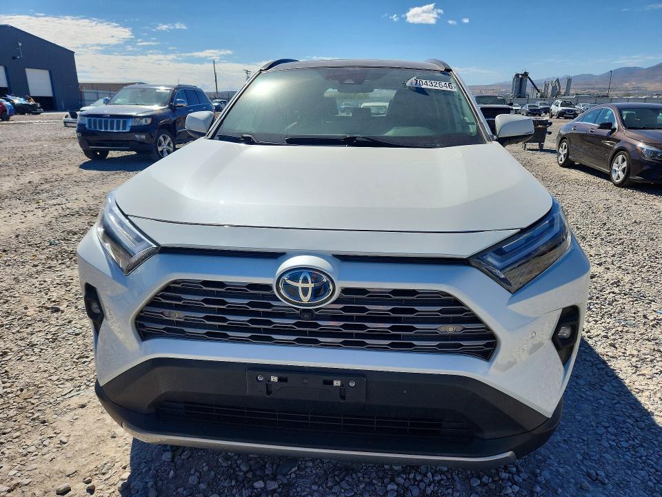 70432646 :رقم المزاد ، 4T3D6RFV2NU067645 vin ، 2022 Toyota Rav4 مزاد بيع