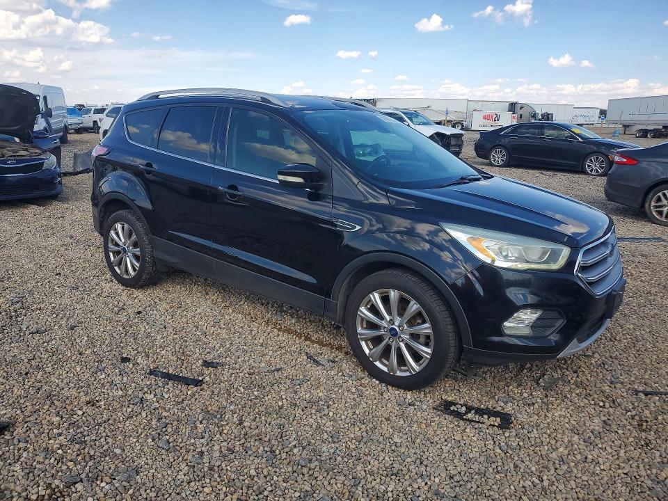 Продаж на аукціоні авто 2017 Ford Escape, vin: 1FMCU0JD8HUA93238, номер лоту: 69906626